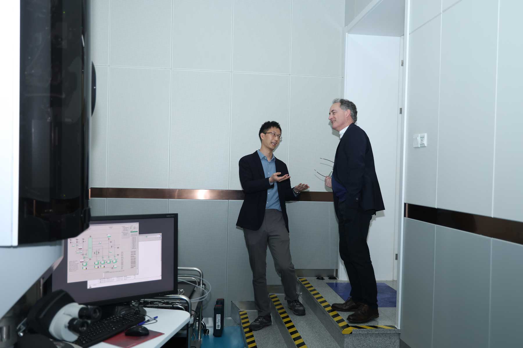 英方一行参观诺奖中心.jpg 英方一行参观诺奖中心.jpg